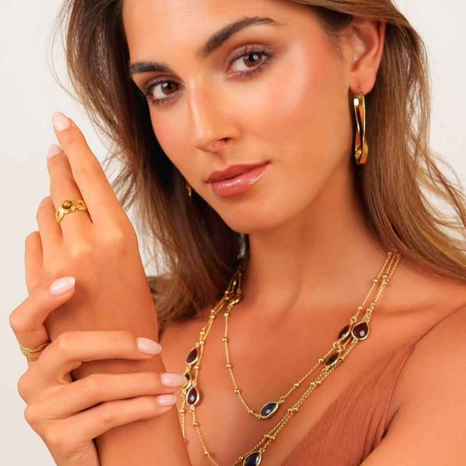 Piercings de mujer en plateria maria alcaudete